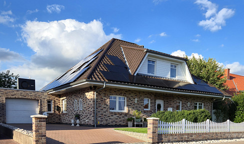 Großes Einfamilienhaus mit viel Komfort und wenig Energiekosten