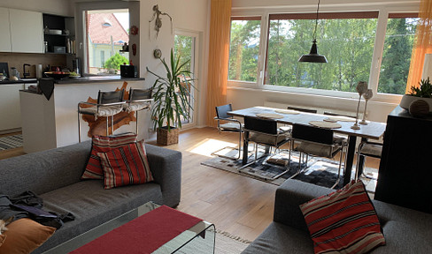 Sehr helle, gepflegte Terrassenwohnung in ruhiger Grünlage