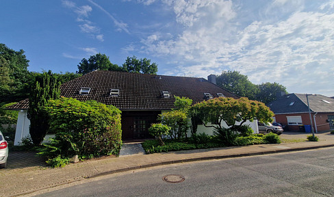 From private! Heide-Ost! Sunny & spacious hip roof bungalow