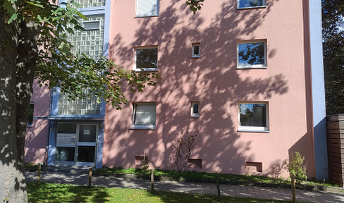 Zentrale Stadtwohnung 2 Zimmer Küche Bad