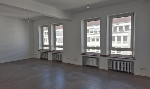 Düsseldorf City Büroetage, CoWorkingSpace, Meeting Office für Home-Office Firmen, Glasfaser