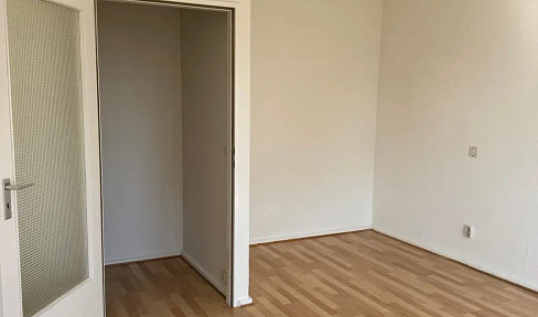 Senior citizens' apartment at Walter-May-Weg 12