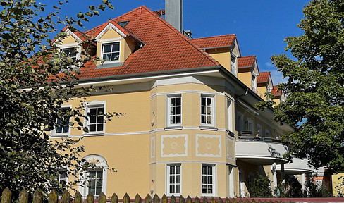 Now €45,000 less: Unique maisonette with studio in Art Nouveau villa