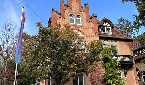 Desk space in the countryside & yet central in the north of Stuttgart
