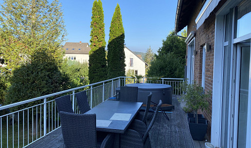 Charmantes Einfamilienhaus geh. Ausstattung mit Bachlauf