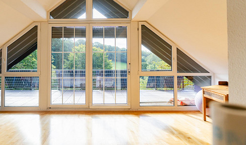 Viel Platz auf 3 Ebenen: großzügige DHH Haus Doppelgarage, PV, naturnahe Lage in Remscheid-Hasten