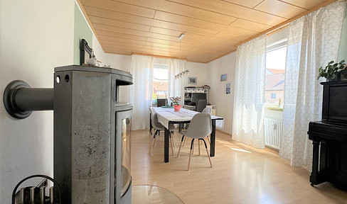 Spacious maisonette apartment in energy-efficient, partially renovated apartment building