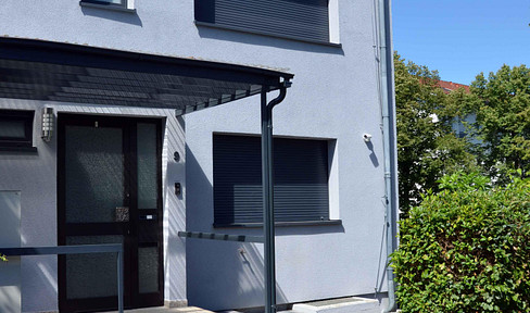 Modernes, kernsaniertes Einfamilienhaus mit Garage in Fasanenhof