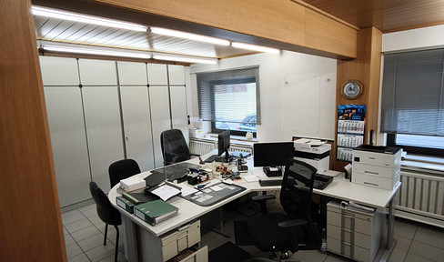 Möbliertes Büro mit Stellplatz in Erftstadt-Erp