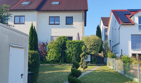 Doppelhaushälfte mit Garage und 2 Stellplätzen OHNE MAKLER