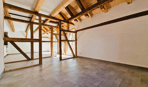 First floor apartment with balcony I Exclusive living. Live naturally.