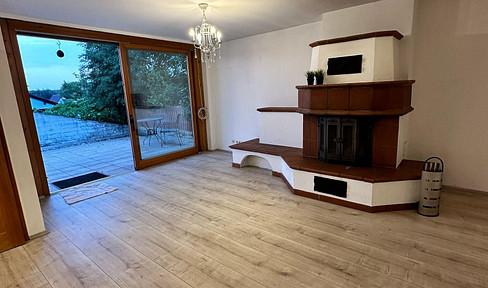 großzügige Wohnung in Alsenborn zu Vermieten