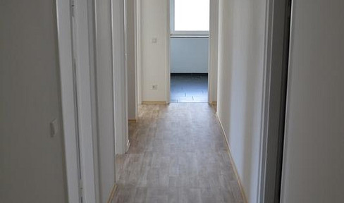 3-room apartment * Excellent location * Available immediately *