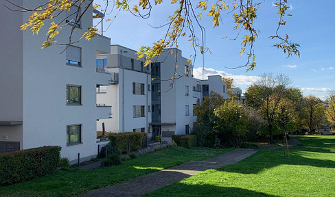 Modern apartment with EBK, terrace, elevator, underground parking in Wiesbaden-Southeast