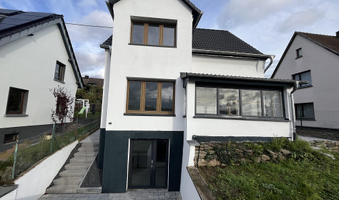 Modernisiertes Einfamilienhaus in beliebter Lage von Erpel