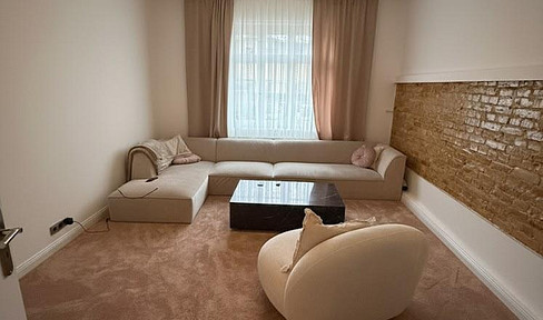 Familien aufgepasst! ab 01.07.2026 bezugsfrei! 4 Zi-Altbau / provisionsfrei!