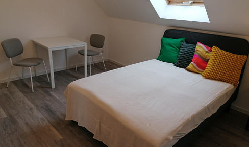 NICHT FÜR FAMILIEN GEEIGNET! WG Zimmer in top Lage Nähe Köln in Leverkusen-Opladen City Erstbezug