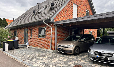 Einfamilienhaus mit Einliegerwohnung