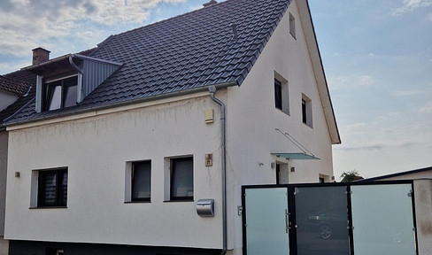 Beautiful semi-detached house with a vacation feeling