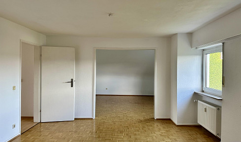 Wohlfühlwohnung mit Aussicht im Dachgeschoss auf der Bellevue