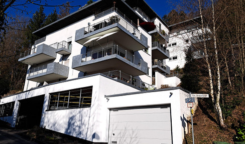 Modern 3-room apartment in Rösrath with a beautiful view.