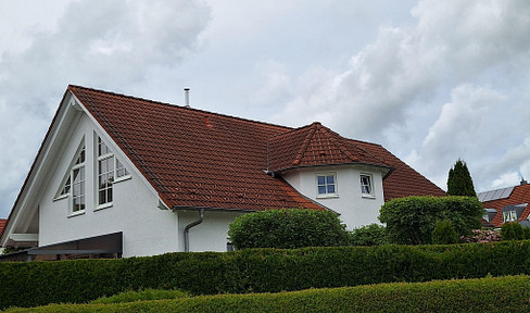 Ohne Makler. Einfamilienhaus mit 5 Zimmern.