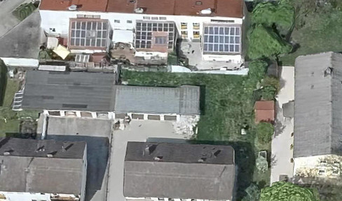 Vacant residential building with building rights potential