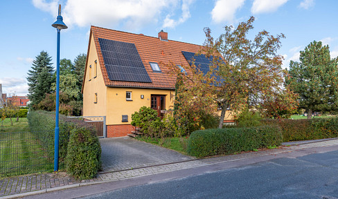 PROVISIONSFREI! Haus mit Einliegerwohnung, PV & Top-Lage am Ende der Straße