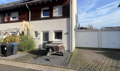 Family home in Brühl Badorf: terraced house with large garden, smart home & top location