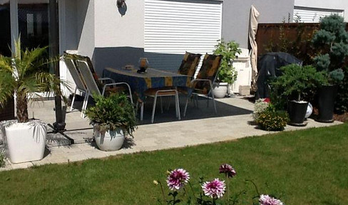 Großzügige DHH in bester Lage mit Südterrasse und kleinem Garten