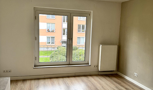 Free of commission! Modern vacant 3-room apartment in Cologne Zollstock