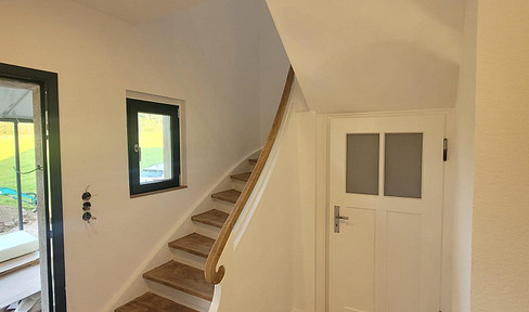 Modernized 4-room house/apartment in a quiet peripheral location in Eitorf-Bitze