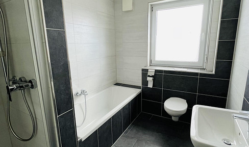 Helle Wohnatmosphäre in einer 3-Zimmer Wohnung mit Balkon