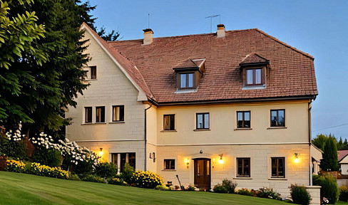 One-two-family house - listed building - acquisition in shell construction or (partially) extended