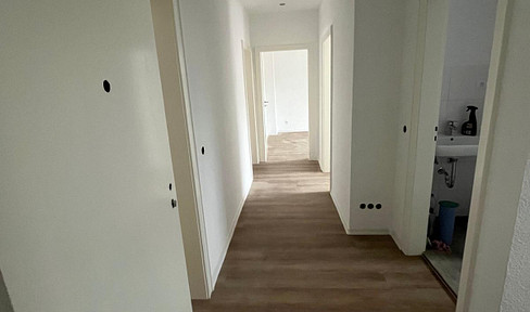 Refurbished 3-room apartment in the city center