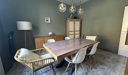 Familienfreundliche 5-Zimmer-Altbauwohnung mit Balkon in Bielefeld