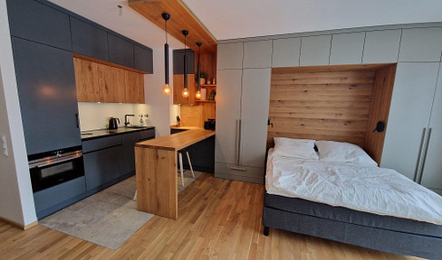 Voll möbliert - Luxus-Wohnung in bester Lage direkt am Pasinger Bahnhof