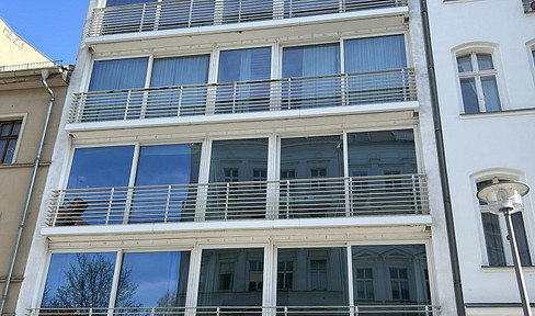 Two multi-family houses on a property in central Berlin!