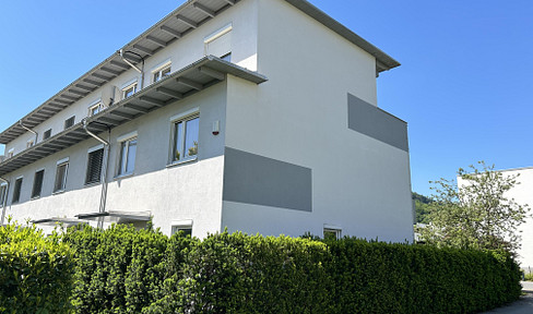 Great corner terraced house in Strassgang for sale privately