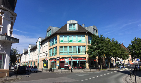 Attention, only with WBS!!! City center location! Apartment in modern commercial building with very large balcony