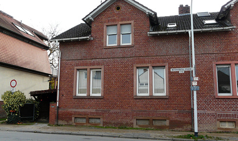 Geräumiges Haus mit Grüner Oase