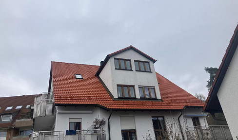 Feucht-Luftdurchflutete 3 Zi ETW inkl. 2 Balkone, Keller und Stellplatz