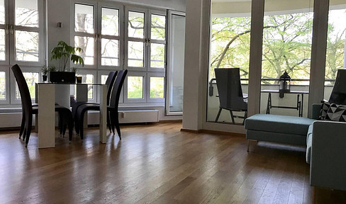 Wasserblick in bester Lage – Wohnen am Maybachufer mit grünem Blick auf den Landwehrkanal