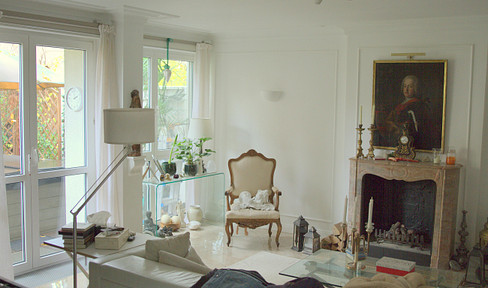 Exclusiv Wohnen in  Nymphenburg über zwei Etagen in A-Lage