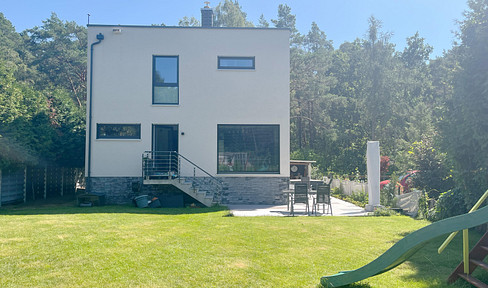 Modernes Einfamilienhaus mit Garten – Technik & Komfort perfekt vereint (provisionsfrei)