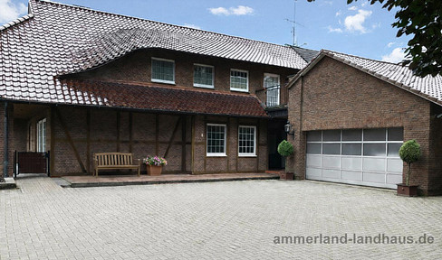 Living and working on 8,127 m² – A country house with approximately 600 m² of usable space and hall area, located near Westerstede.