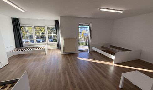 2-room apartment with balcony & EBK - ready for immediate occupancy