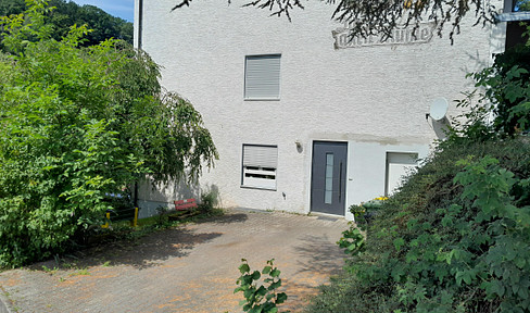 **Von Privat** 4,5 Zimmer Eigentumswohnung mit Garage und Keller