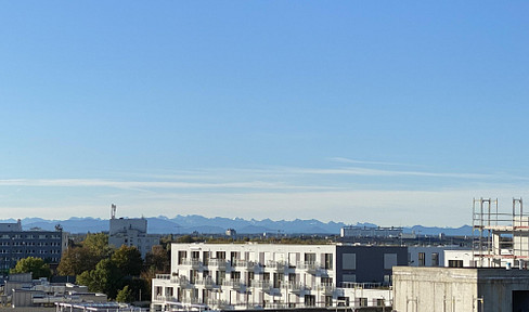 Traumhafte Aussichten: Helle 2 Zimmer Wohnung mit Sonnenbalkon - Ihr neues Zuhause