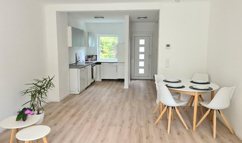 Provisionsfrei! Stilvoll modernes Haus mit sonnigem Garten